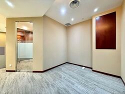 Samsung Hub (D1), Office #551909181